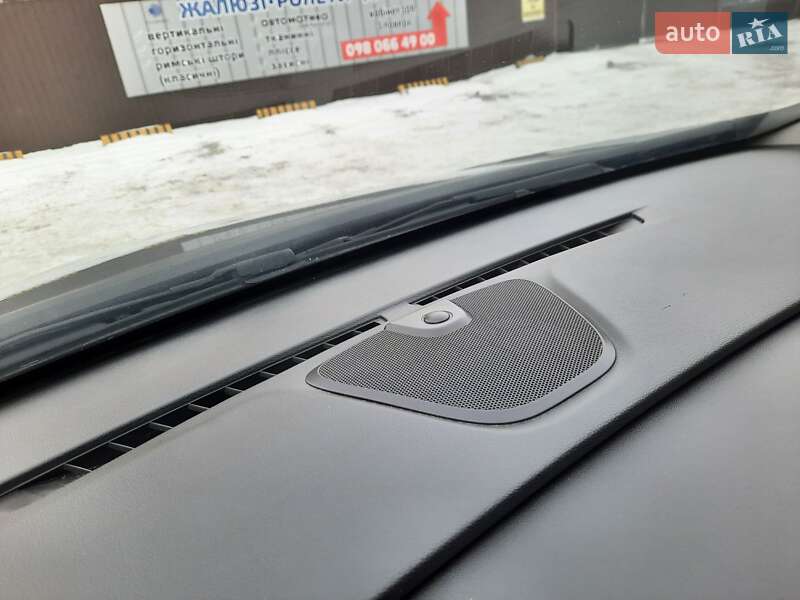 Універсал Opel Astra 2013 в Рівному