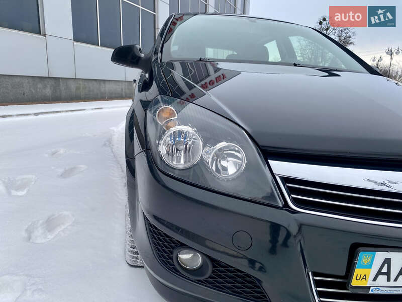 Хетчбек Opel Astra 2012 в Білій Церкві фото 12 Хетчбек Opel Astra 2012 в Білій Церкві