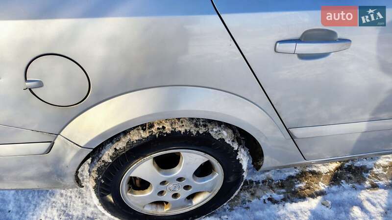 Універсал Opel Astra 2009 в Чернігові