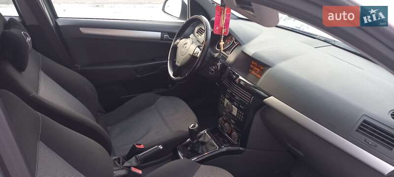 Універсал Opel Astra 2010 в Івано-Франківську фото 11 Універсал Opel Astra 2010 в Івано-Франківську