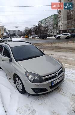 Универсал Opel Astra 2006 в Сумах