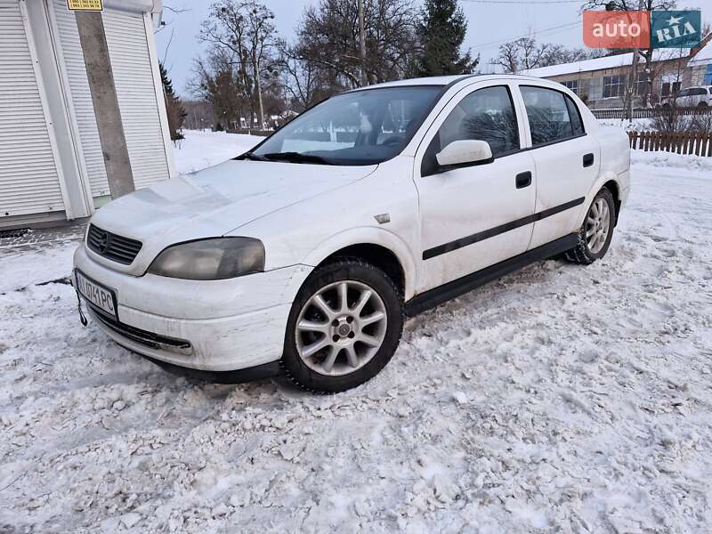 Opel Astra 2000
