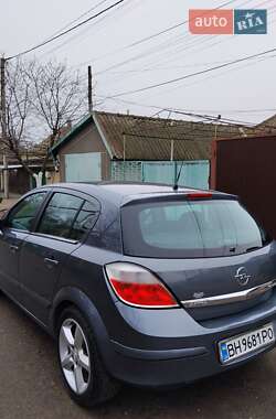 Хетчбек Opel Astra 2005 в Білгороді-Дністровському