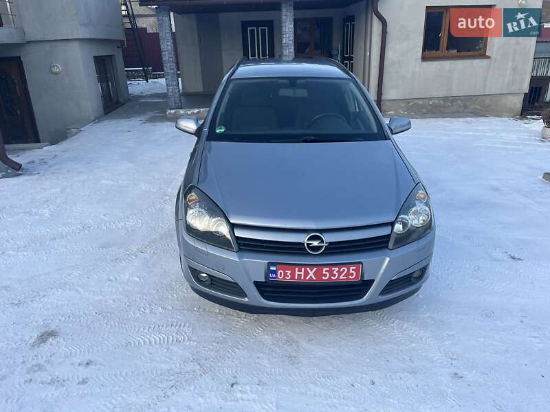 Универсал Opel Astra 2005 в Тернополе