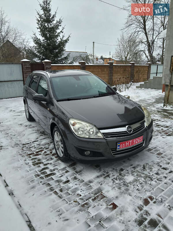 Универсал Opel Astra 2008 в Луцке фото 3 Универсал Opel Astra 2008 в Луцке