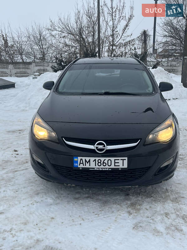 Универсал Opel Astra 2014 в Бердичеве фото Универсал Opel Astra 2014 в Бердичеве