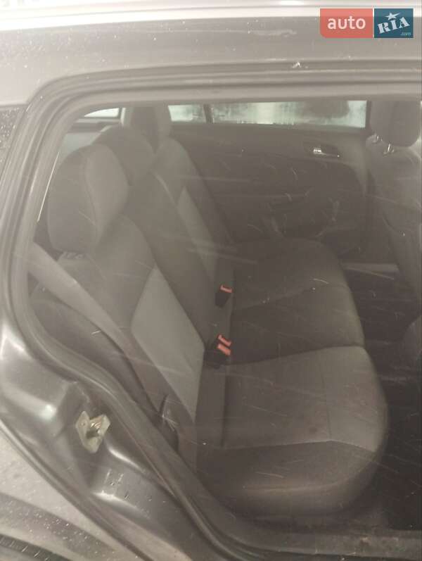 Универсал Opel Astra 2009 в Ровно