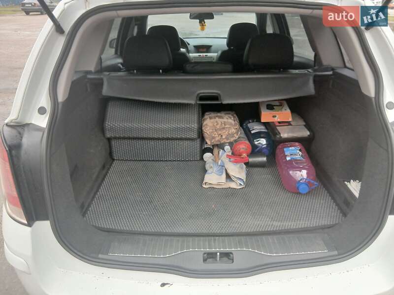 Универсал Opel Astra 2008 в Запорожье