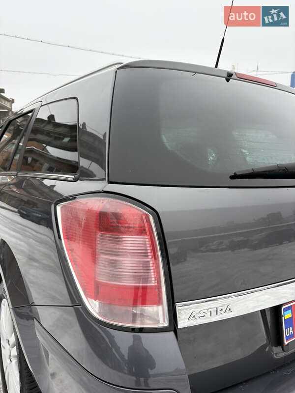 Універсал Opel Astra 2009 в Білій Церкві