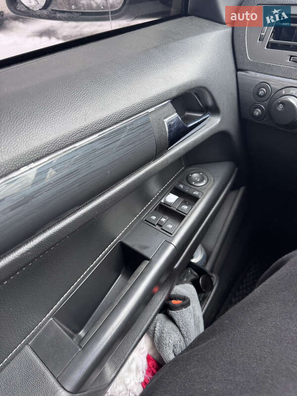 Универсал Opel Astra 2005 в Луцке