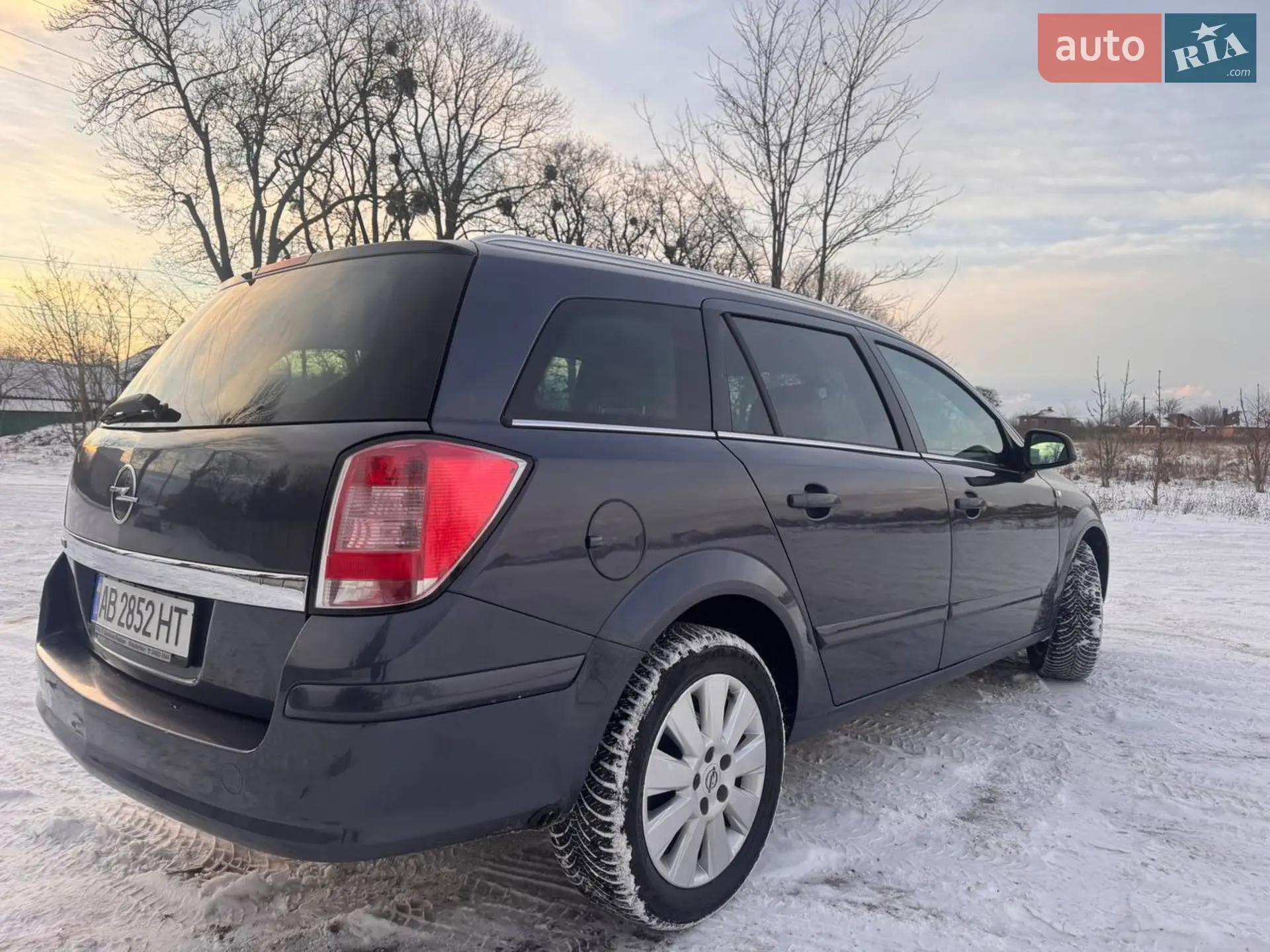 2010 Opel Astra - мініатюра 12