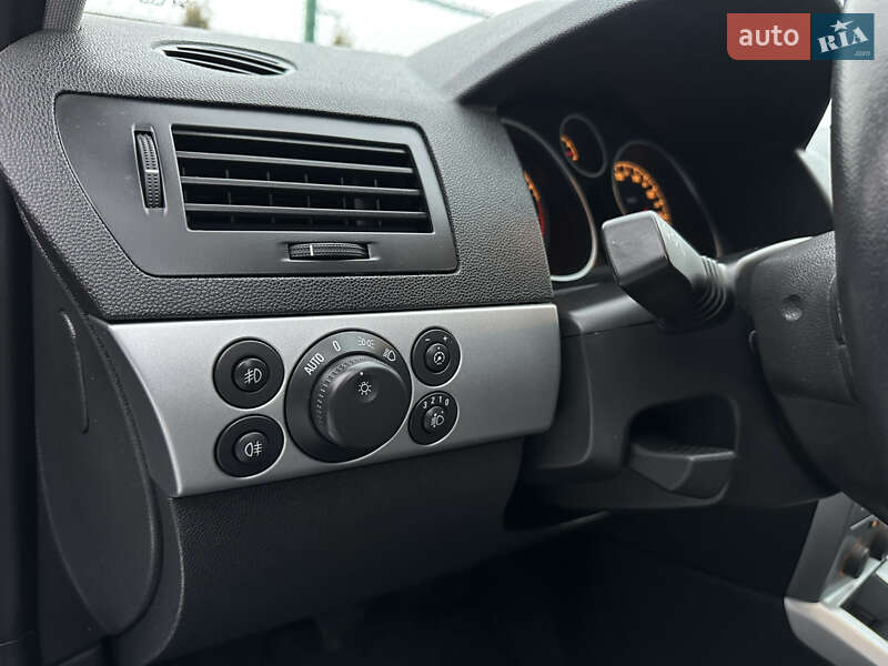 Хетчбек Opel Astra 2009 в Вінниці