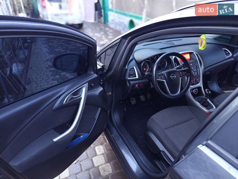 Универсал Opel Astra 2011 в Николаеве фото 8 Универсал Opel Astra 2011 в Николаеве