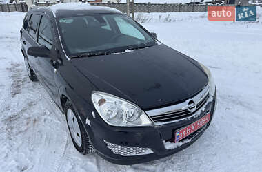 Універсал Opel Astra 2008 в Старій Вижівці