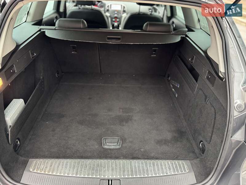 Универсал Opel Astra 2011 в Сумах