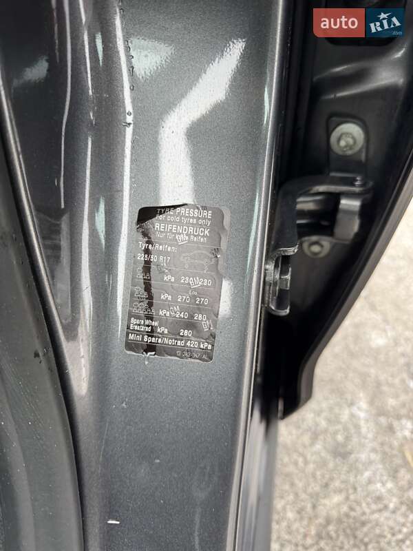 Универсал Opel Astra 2011 в Сумах