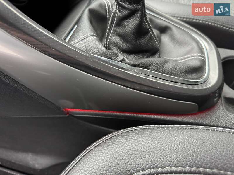 Универсал Opel Astra 2011 в Сумах