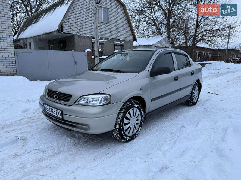 Седан Opel Astra 2008 в Кременчуге