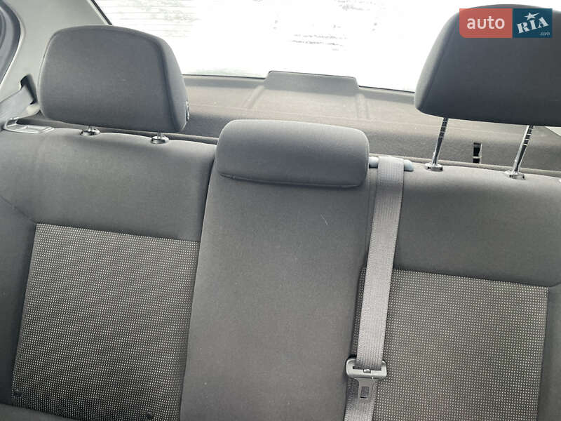 Седан Opel Astra 2012 в Львове фото 10 Седан Opel Astra 2012 в Львове