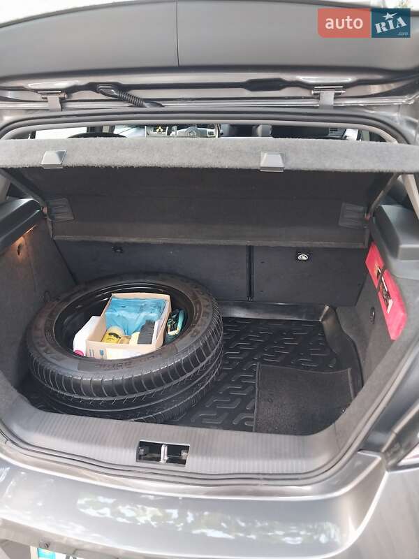 Хэтчбек Opel Astra 2011 в Ужгороде