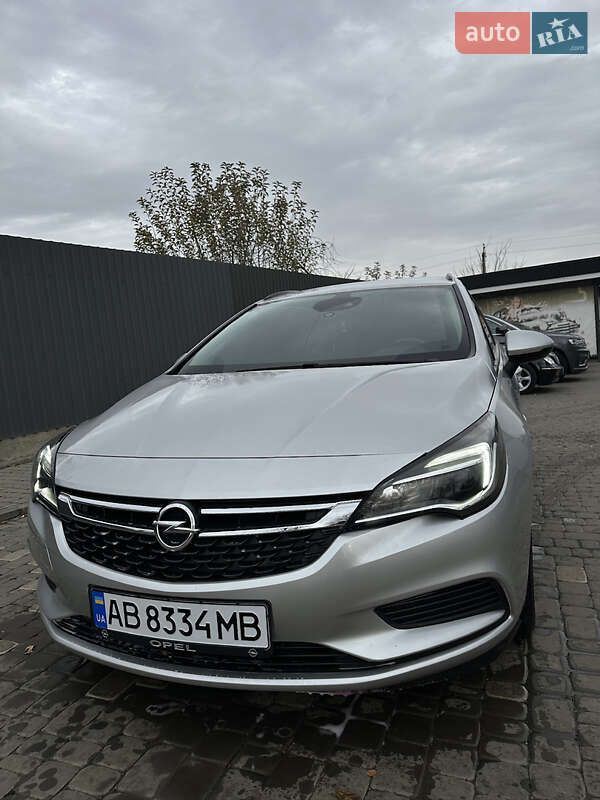 Универсал Opel Astra 2019 в Тульчине