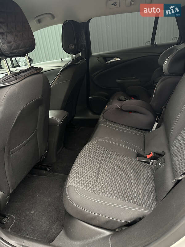 Универсал Opel Astra 2019 в Тульчине