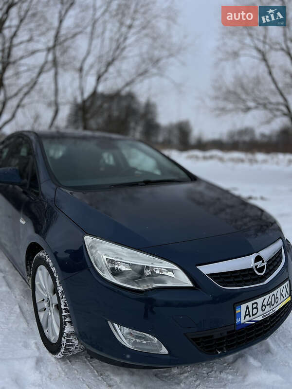 Opel Astra 2010