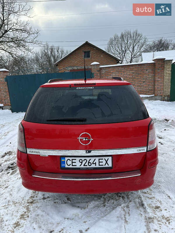 Универсал Opel Astra 2010 в Виннице