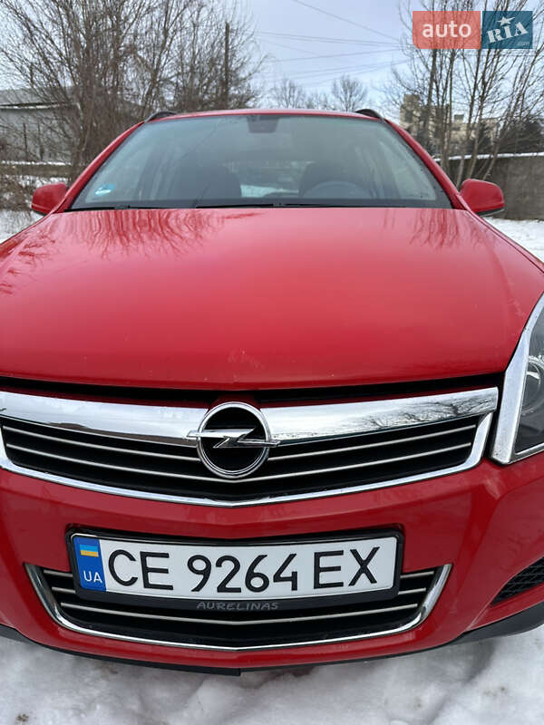 Универсал Opel Astra 2010 в Виннице