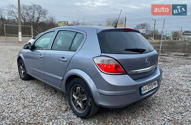 Хетчбек Opel Astra 2006 в Кропивницькому
