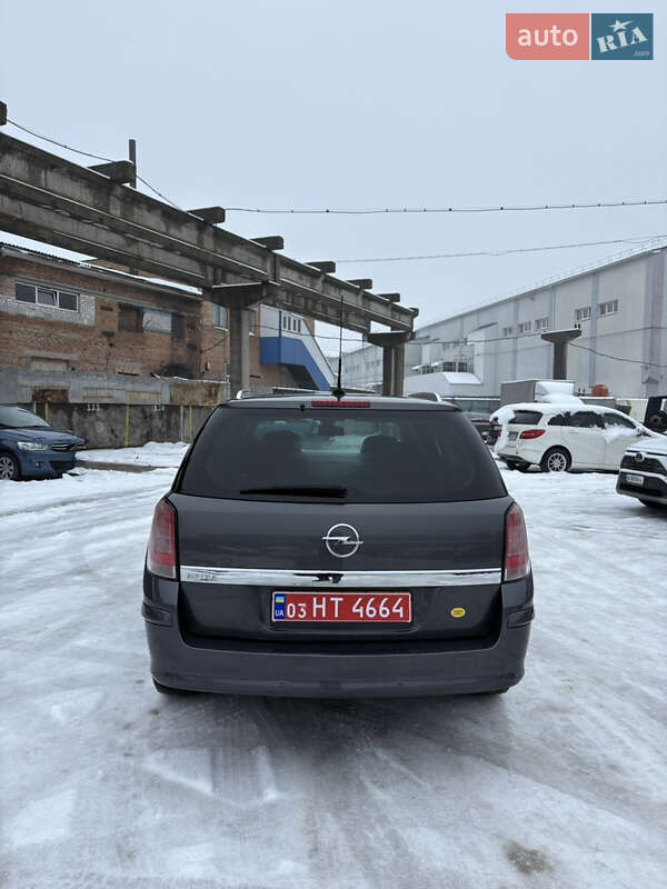 Универсал Opel Astra 2009 в Белой Церкви