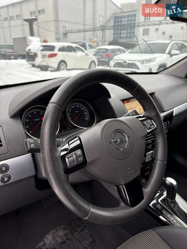 Универсал Opel Astra 2009 в Белой Церкви