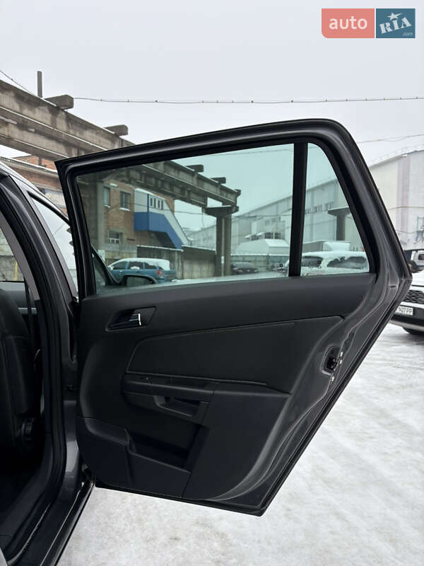 Универсал Opel Astra 2009 в Белой Церкви