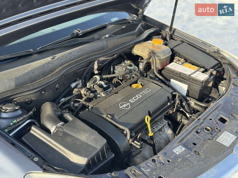 Универсал Opel Astra 2009 в Виннице