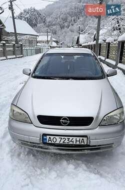 Хэтчбек Opel Astra 2001 в Грушево