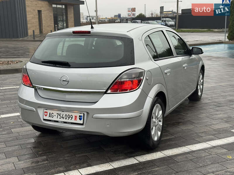 Хэтчбек Opel Astra 2009 в Луцке фото 8 Хэтчбек Opel Astra 2009 в Луцке
