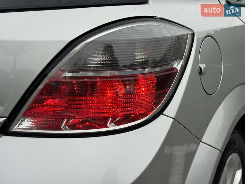 Хэтчбек Opel Astra 2009 в Луцке фото 31 Хэтчбек Opel Astra 2009 в Луцке