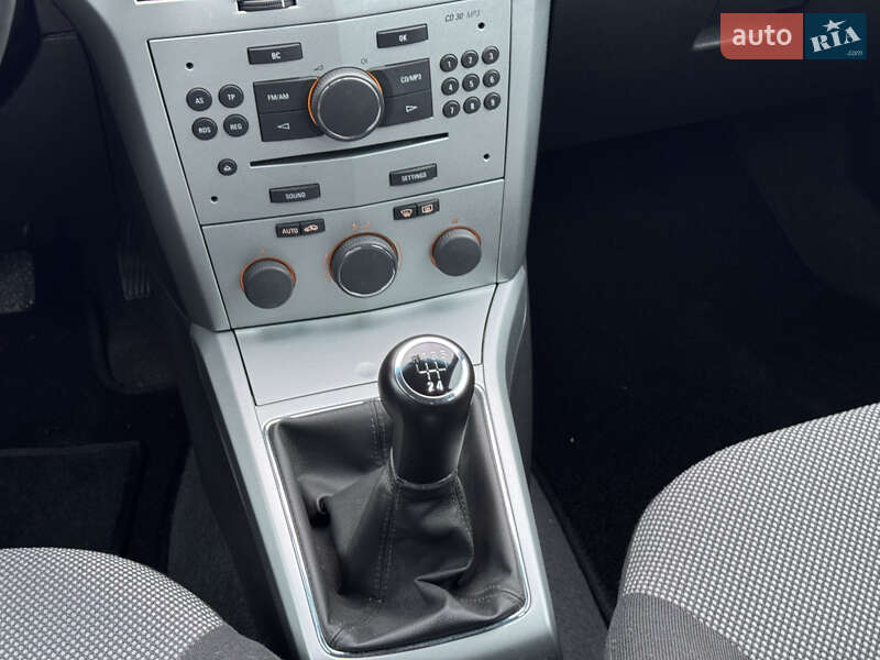 Хэтчбек Opel Astra 2009 в Луцке фото 67 Хэтчбек Opel Astra 2009 в Луцке