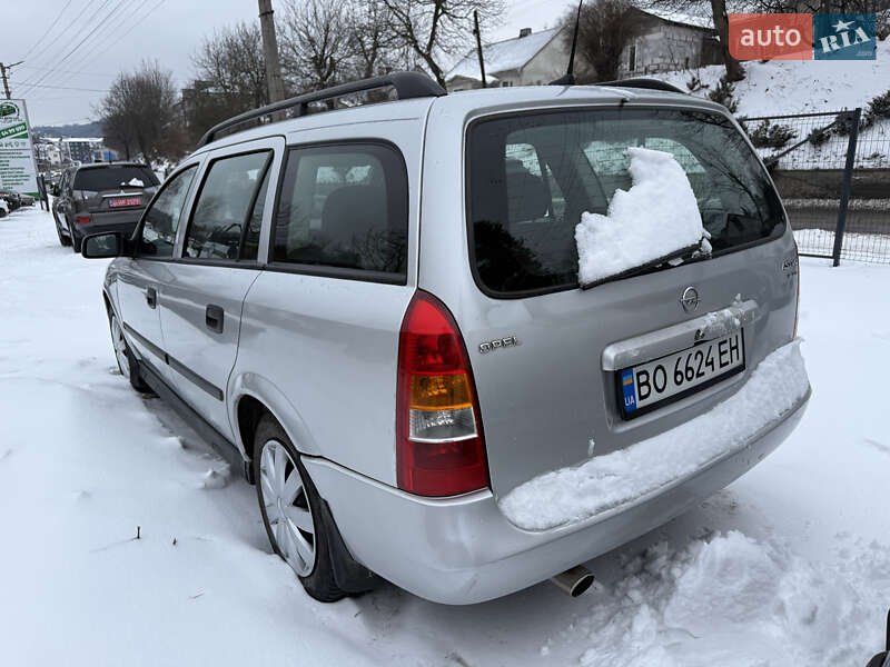 Универсал Opel Astra 2001 в Кременце