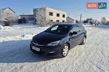 Универсал Opel Astra 2013 в Буче
