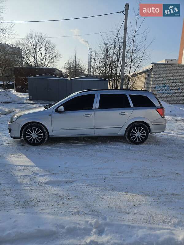 Универсал Opel Astra 2006 в Харькове