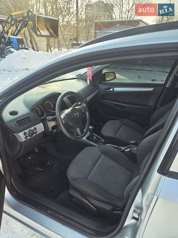 Универсал Opel Astra 2006 в Харькове
