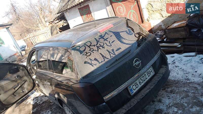 Универсал Opel Astra 2006 в Чернигове