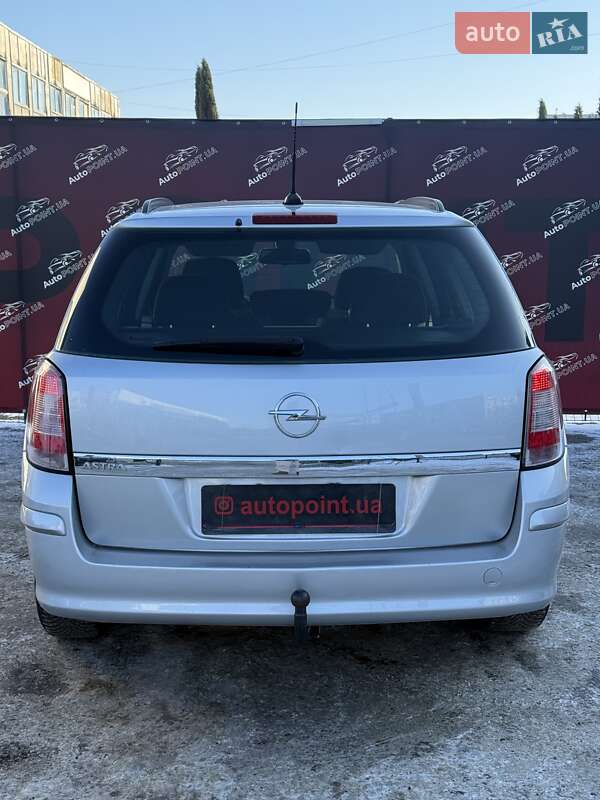 Универсал Opel Astra 2008 в Сумах