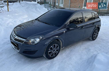 Хэтчбек Opel Astra 2009 в Коростене