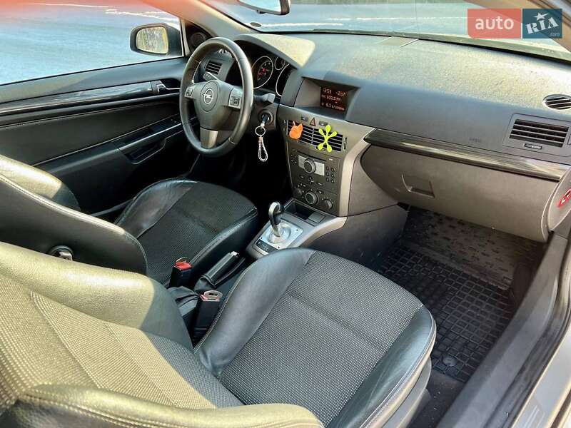 Хэтчбек Opel Astra 2005 в Киеве