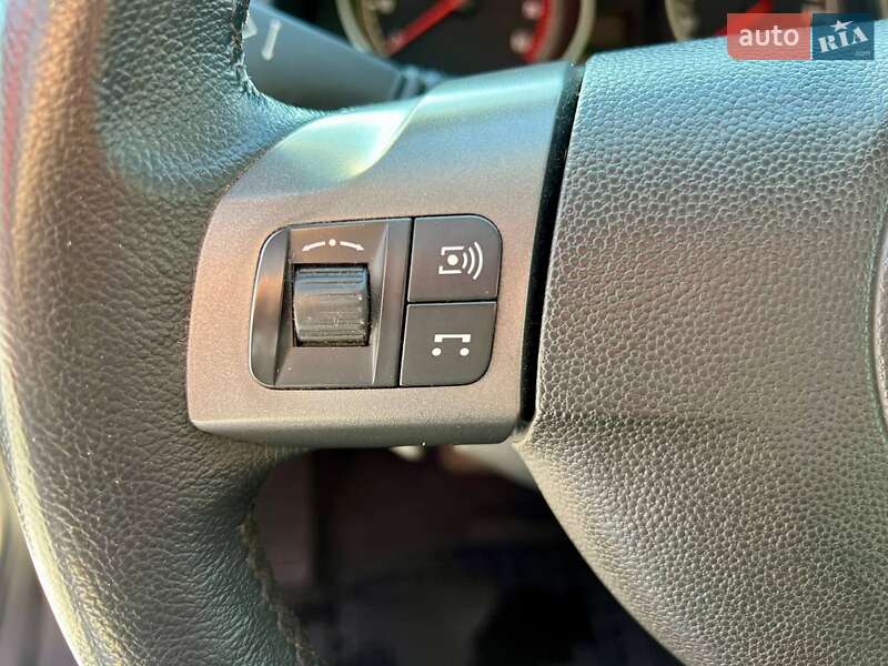 Хэтчбек Opel Astra 2005 в Киеве