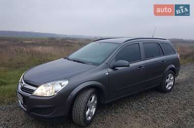 Универсал Opel Astra 2009 в Костополе