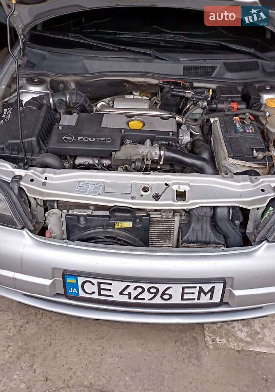 Универсал Opel Astra 2003 в Черновцах