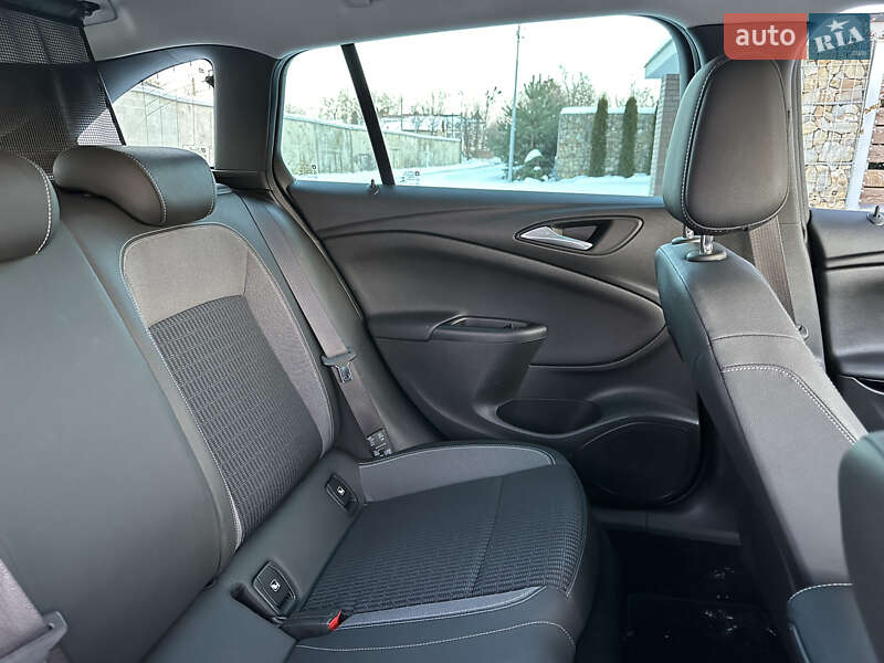 Универсал Opel Astra 2020 в Стрые